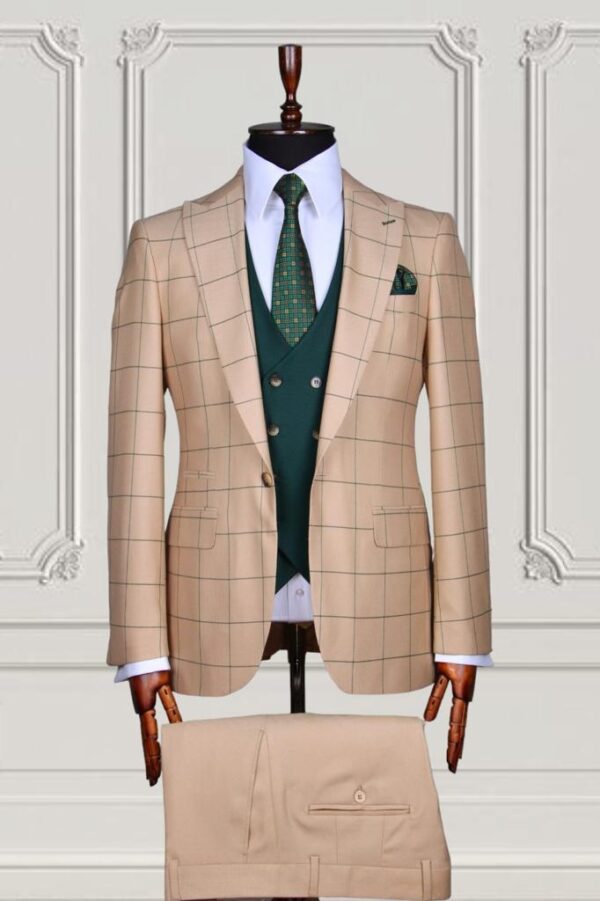 Beige Combined With Green Checkered Suit